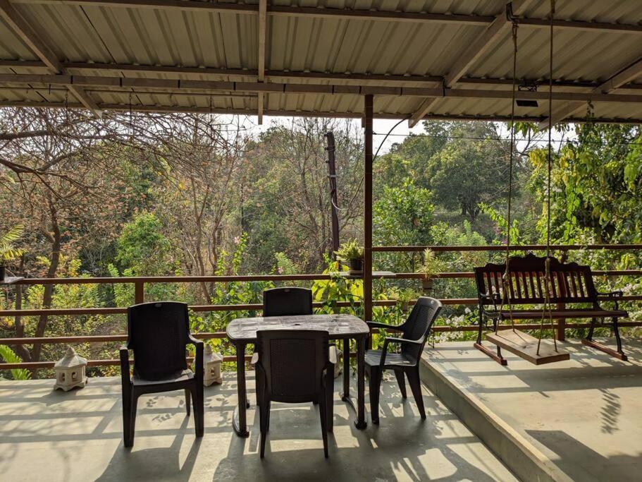 Lobville Homestay Karjat Buitenkant foto